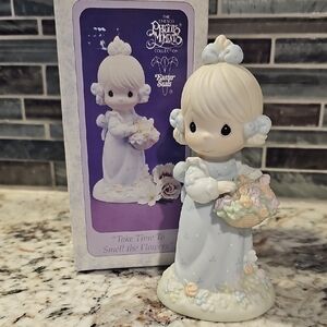 Precious Moments Blue and Cream Decor Accents